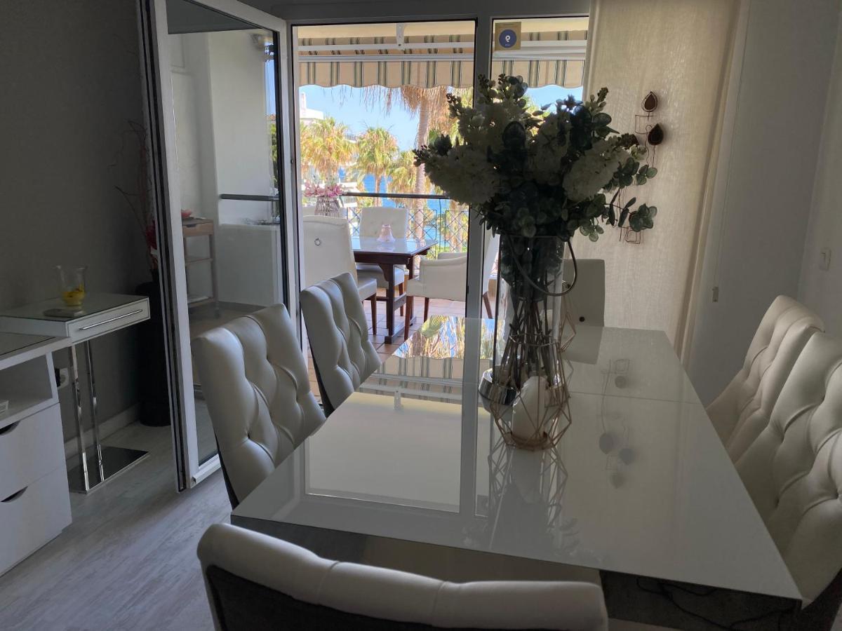 Mi Capricho Apartment With Sea Views And Gardens La Cala De Mijas Exteriör bild