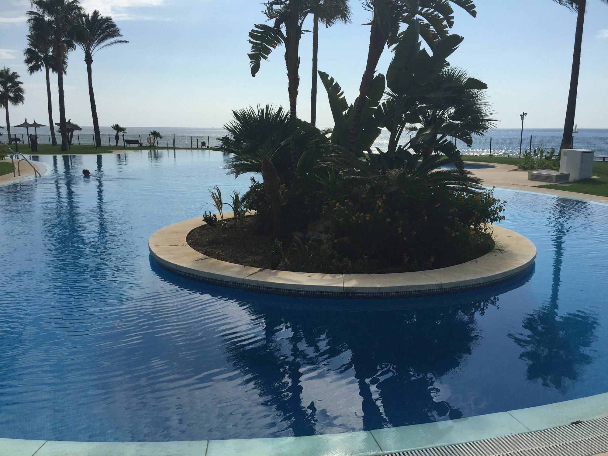 Mi Capricho Apartment With Sea Views And Gardens La Cala De Mijas Exteriör bild